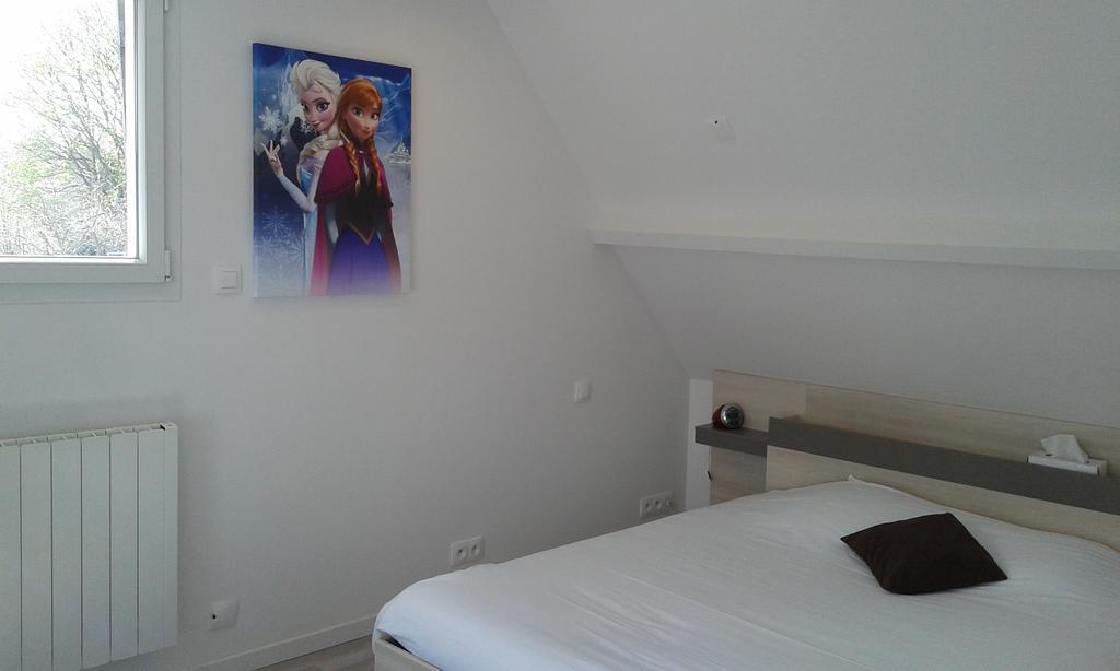 Chambres D'Hotes Poirier Bazin Montry Εξωτερικό φωτογραφία
