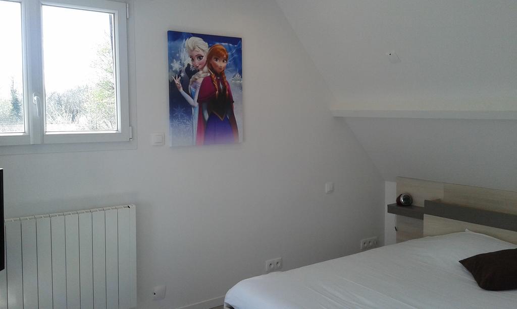 Chambres D'Hotes Poirier Bazin Montry Εξωτερικό φωτογραφία